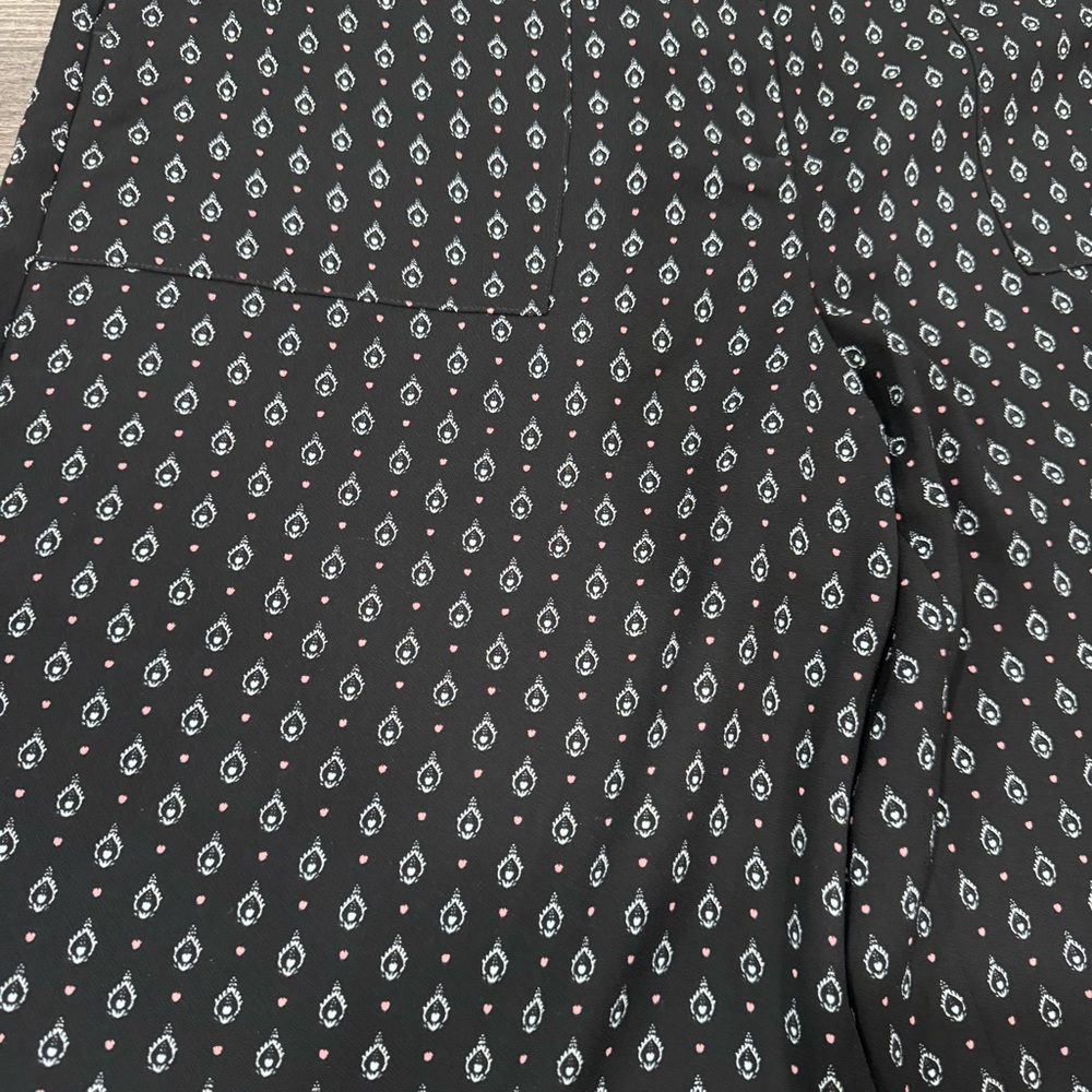 LOFT Black and Pink Patterned Culottes Size 14‎ - Picture 2 of 6